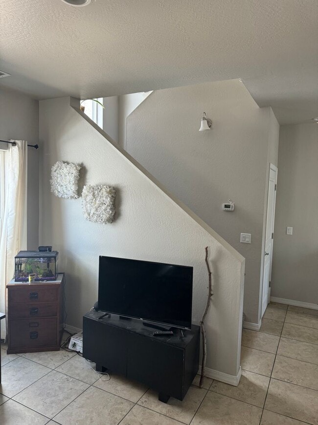 Photo - Spacious 3BR Home | Private Bathrooms + Ample Off Street Parking