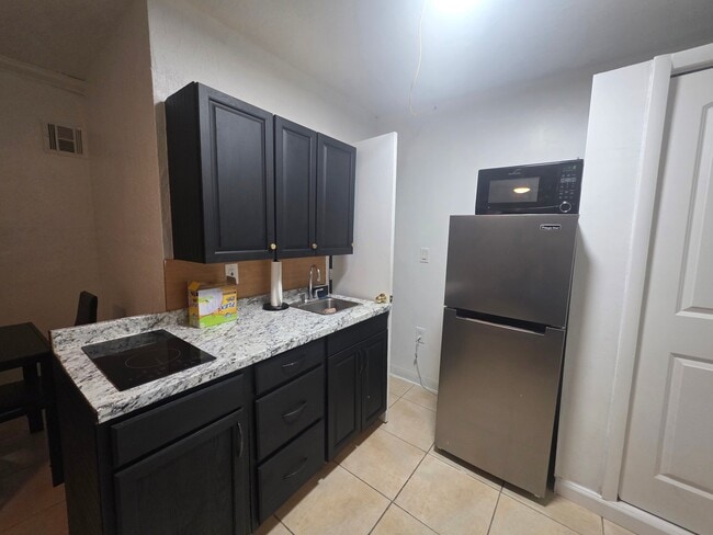 Photo - 7909 NW 40th St Unit B