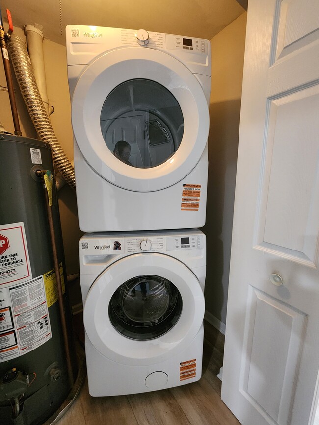 Photo - 7497 Stonetrail Way