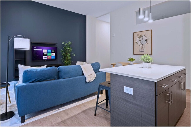 Photo - 1101 Euclid Ave Unidad FL4-ID1055692P