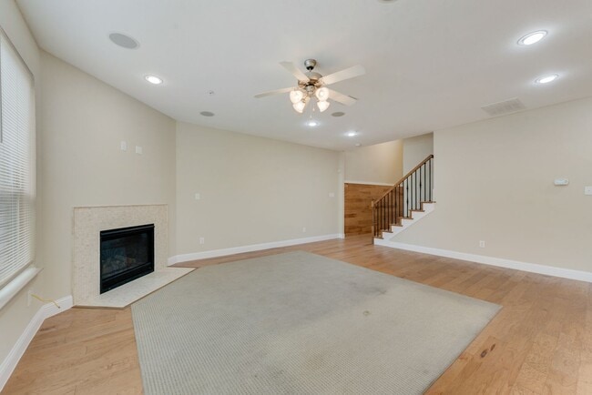 Photo - Luxury 3 Bedroom Townhome