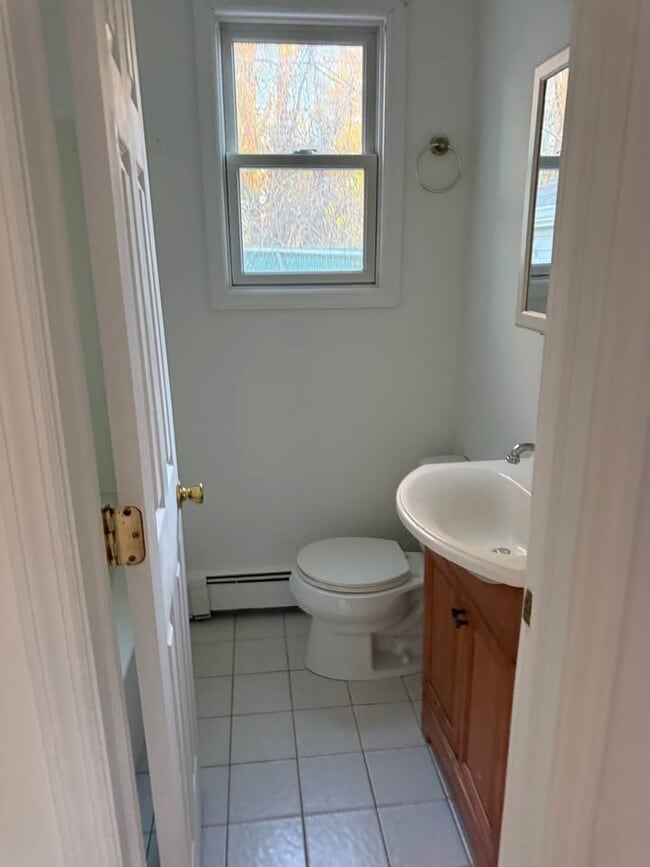 Photo - 305 Smithtown Blvd