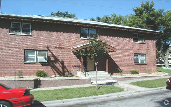 Building Photo - 207 Maple Street Rental