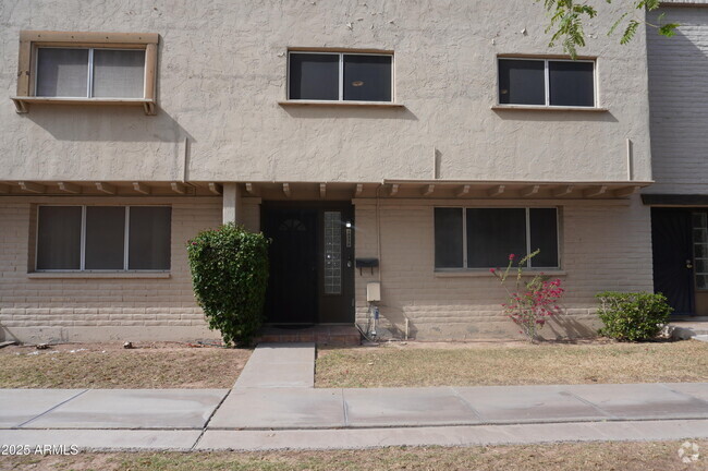 Building Photo - 6837 E Osborn Rd Rental