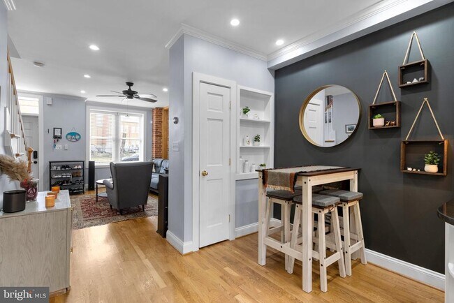 Photo - 1417 1st St NW