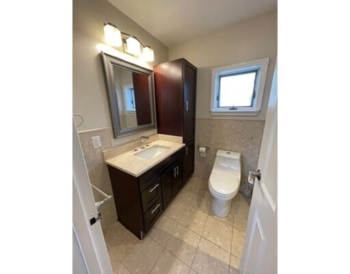 Photo - 236 Somerville Ave Unidad 3