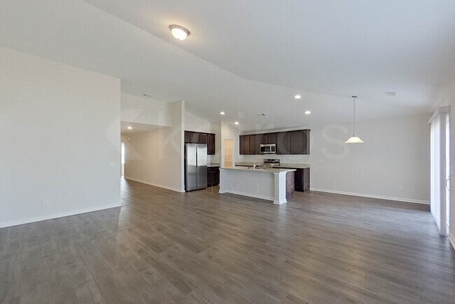 Photo - 117 Ebenezer Blf Wy