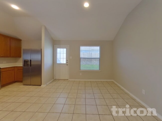 Photo - 14353 Snaffle Bit Trail