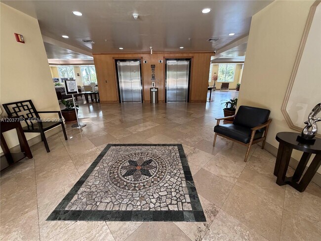 Photo - 3500 Coral Wy Unit 907