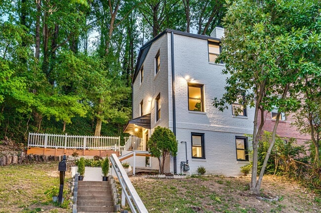 Photo - 3731 S Kemper Rd