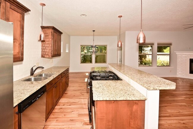 Photo - 3 Bedroom 2.5 Bathroom Home in Southeast Boise