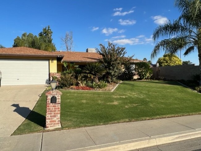 Charming East Bakersfield Home - Charming East Bakersfield Home