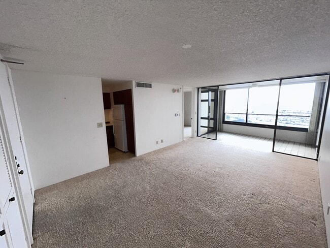 Building Photo - 1650 Ala Moana Blvd