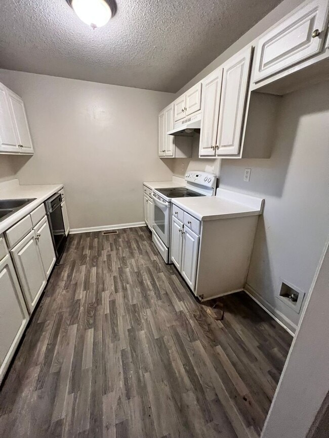 Photo - 3BD/ 2BA in Hidden Lake Subdivision