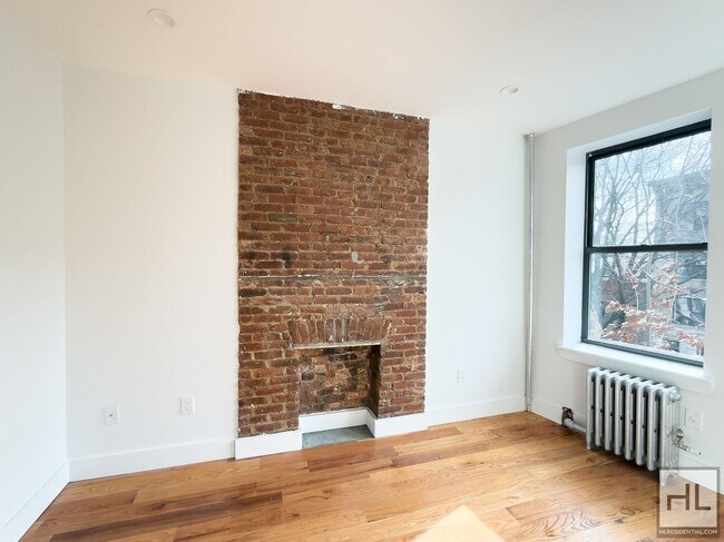 Photo - PROSPECT PLACE / Spacious Crown Heights Renovated 3-Bed 2-Bath / No Fee Unit C2