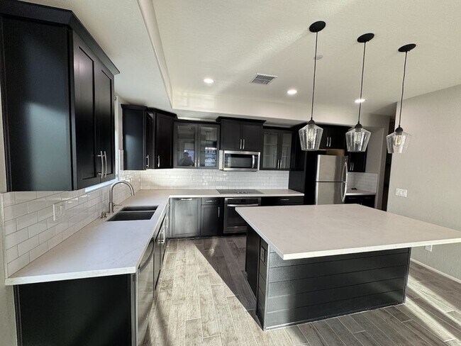 Photo - Chandler Luxury Townhome