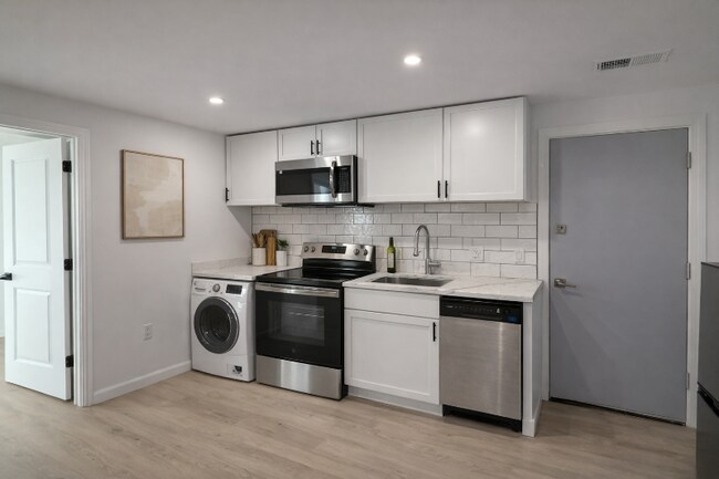 Photo - 3504 13th St NW Unidad 5