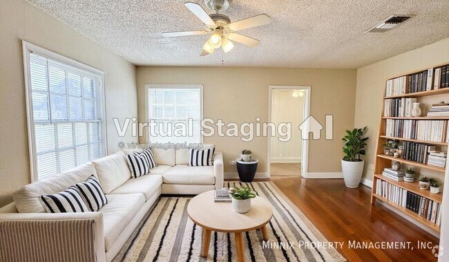 Building Photo - 2214 29th St Rental