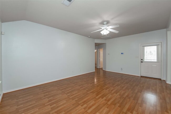 Photo - 10680 Royal York Dr