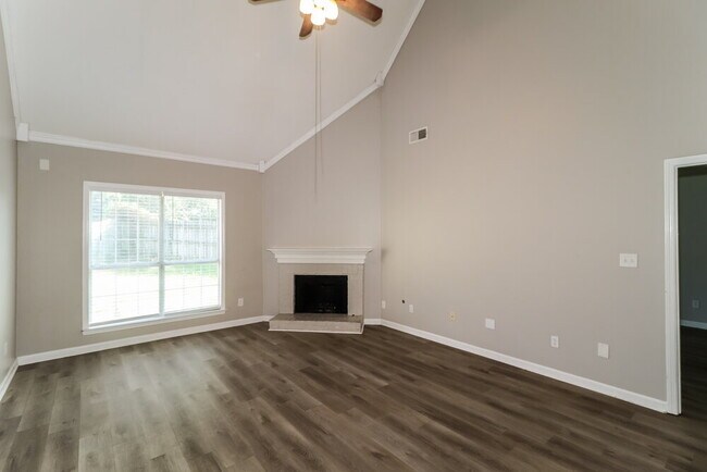 1161 Red Fern Cir E