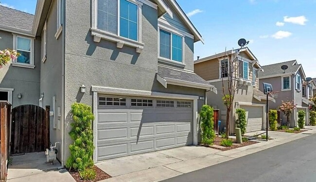 Photo - 168 Caroline Ln