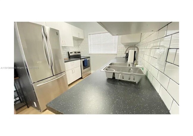 Photo - 843-845 NW 3rd St Unit A