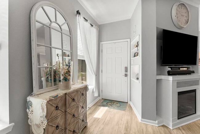 Photo - 204 Sand Oak Blvd