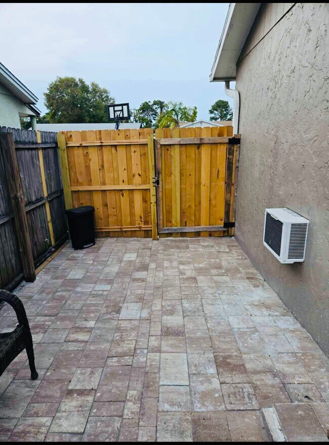 Photo - 4033 Sandpointe Dr