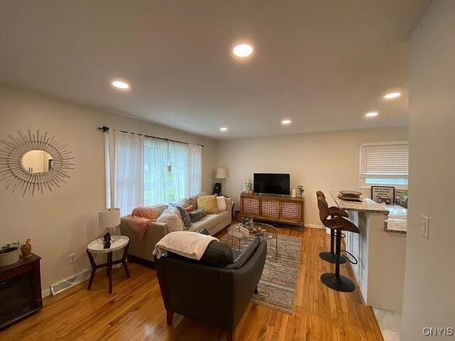 Photo - 1318 Ashton Rd