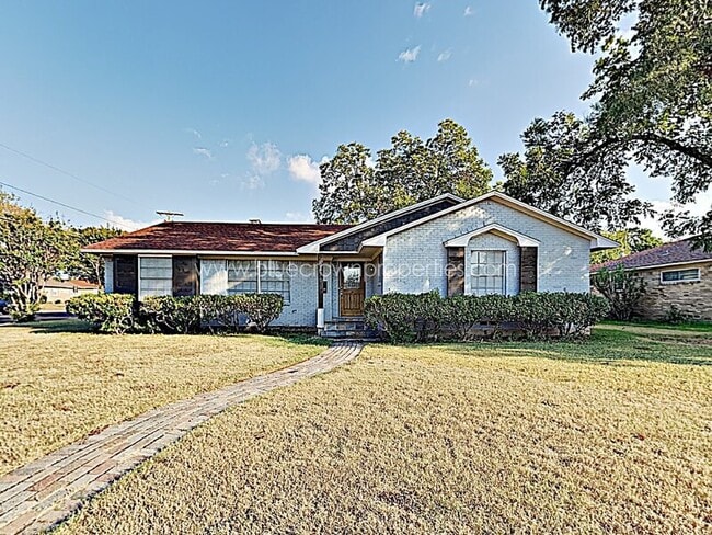 Photo - 8476 Sweetwood Dr House