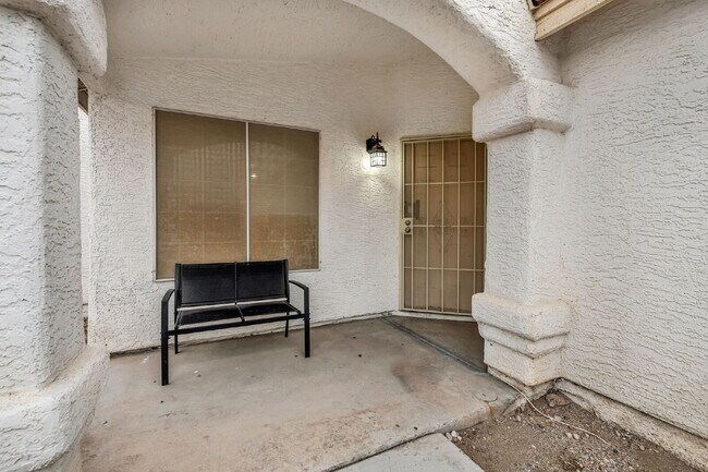 Photo - Single Story 3 bedroom 2 bath Near Alta and Durango Close to Summerlin