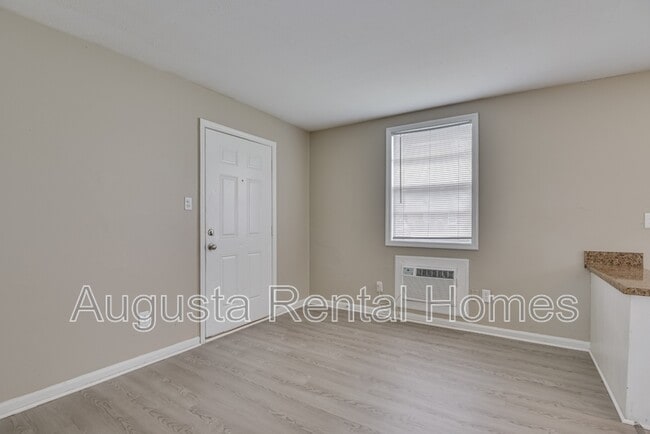 Photo - 323A Verdery Dr