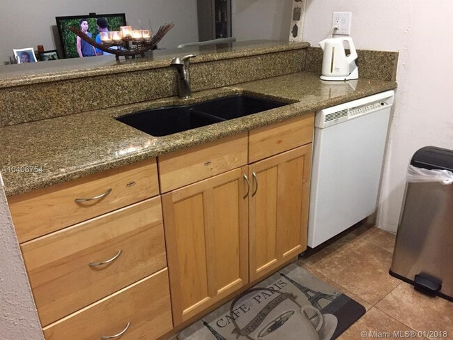 Photo - 3621 NW 95th Terrace Unidad 524