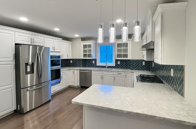 Photo - 16 Sugar Maple Ln