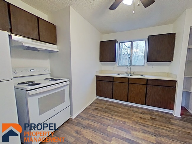 Photo - 5642 Howe Rd Unit 1