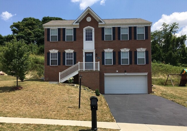 Building Photo - 133 Nottingham Dr