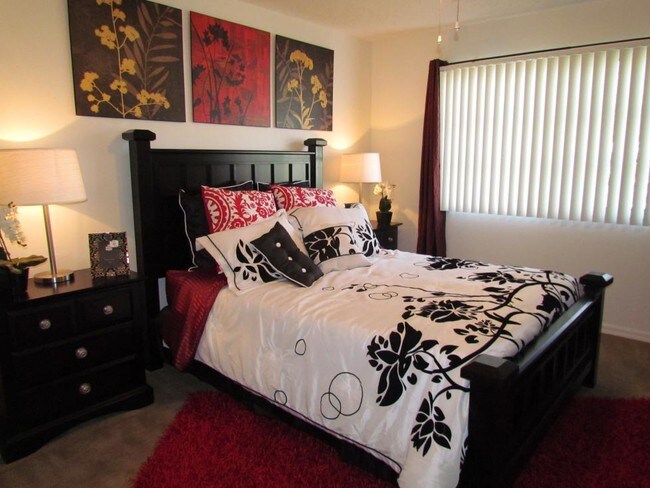 Photo - Monterey Pointe