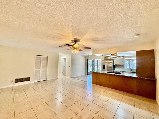29 Foxhall Ln