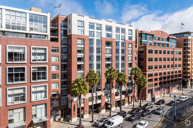 Primaria - 170 Off Third