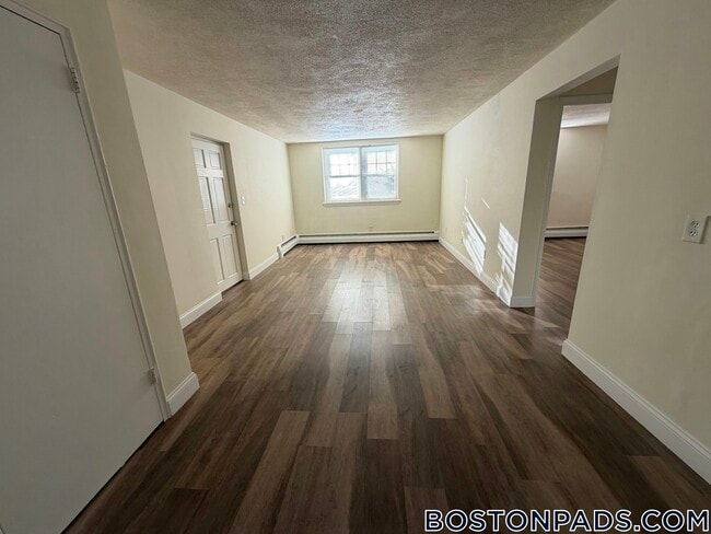 Photo - 270 Nesmith St Unidad 1