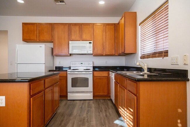 Photo - 6630 S Via Molino De Viento