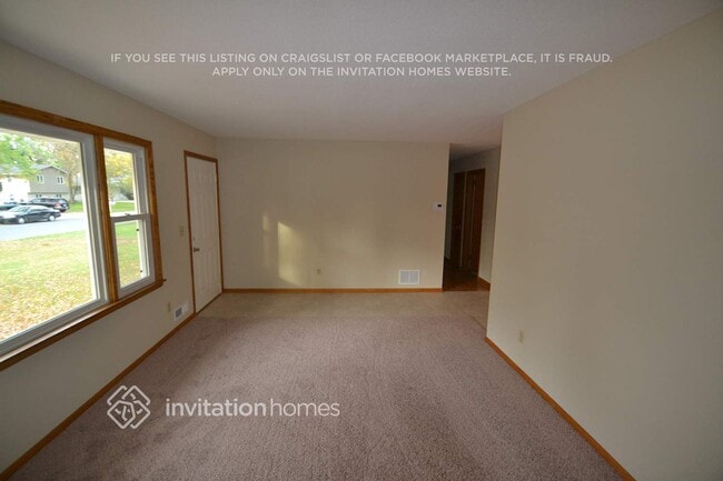 Photo - 10142 99th Pl N