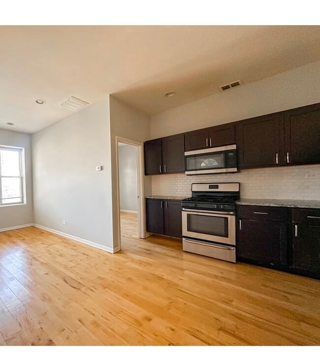 Photo - 3811 W Hirsch St Unit 2