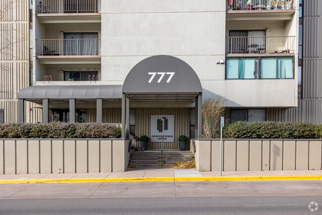 Entrance - Governor's Park Condominiums
