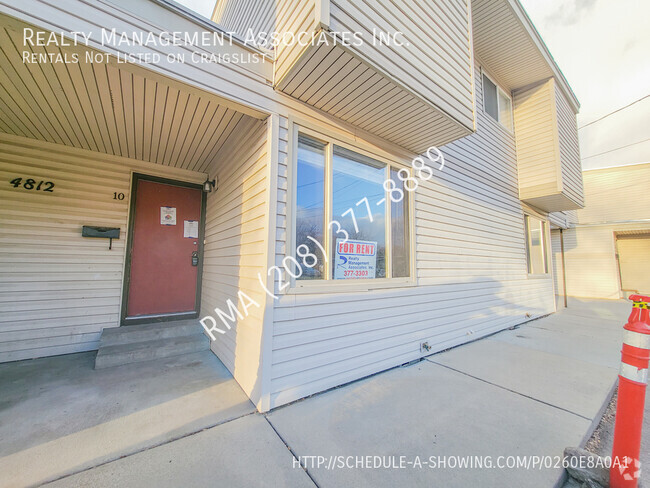 Building Photo - 4812 Richardson St Rental