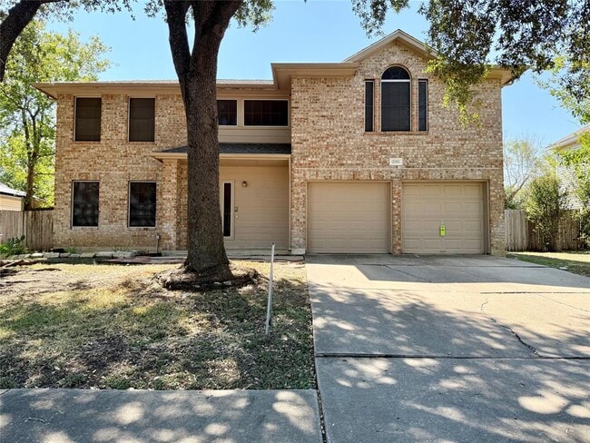 Building Photo - 2011 Lantana Dr