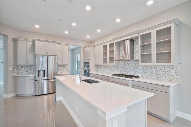 12135 E Baypoint Cir