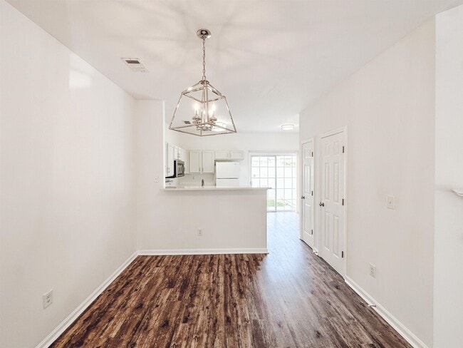 Photo - 3247 Hidden Cove Cir NW