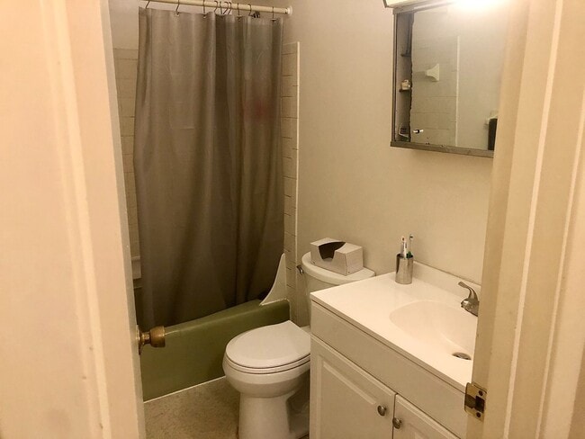 Photo - 2024 Iuka Ave Unit 1