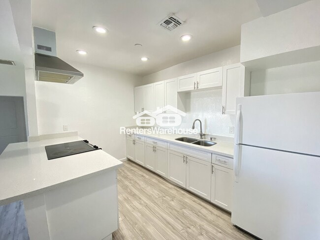 Photo - 1007 E Elwood St